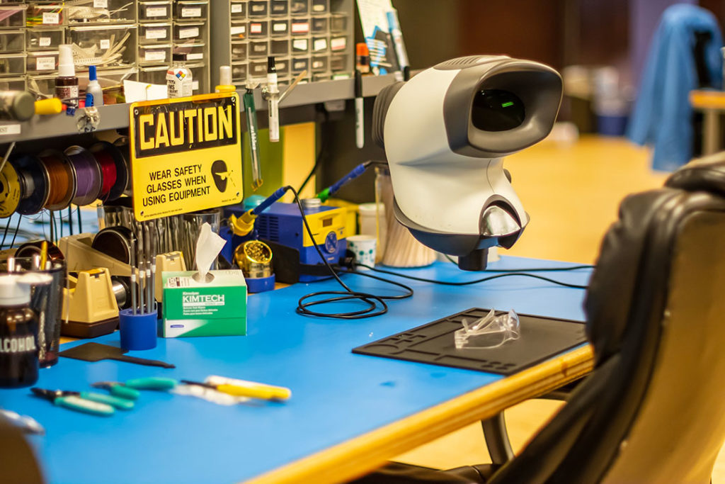 Engineering Lab Desk